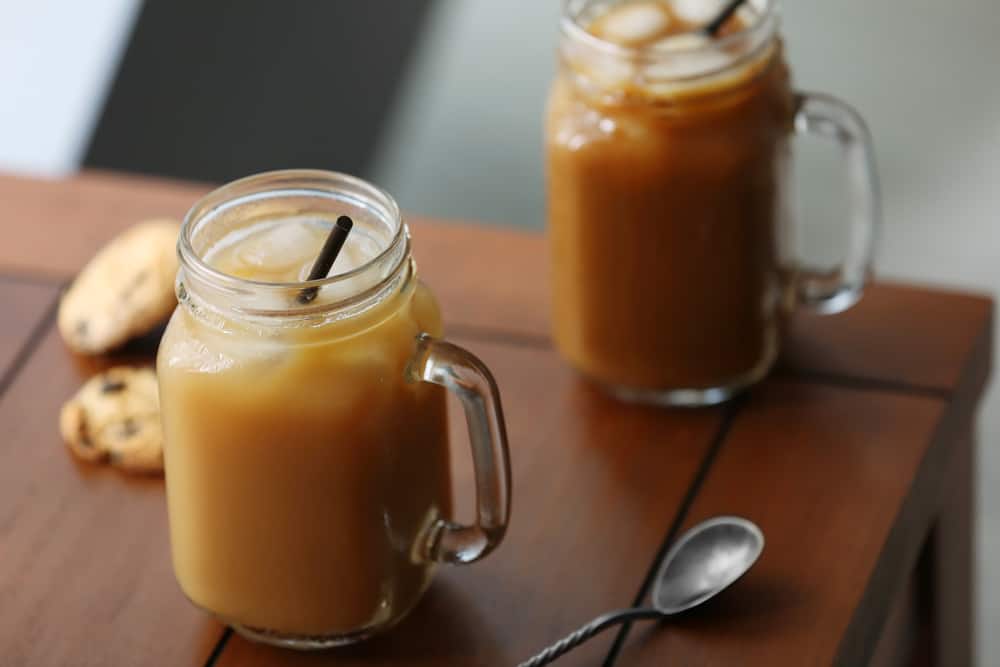 How to make Iced Coffee - Can you cold brew coffee and serve it over ice?