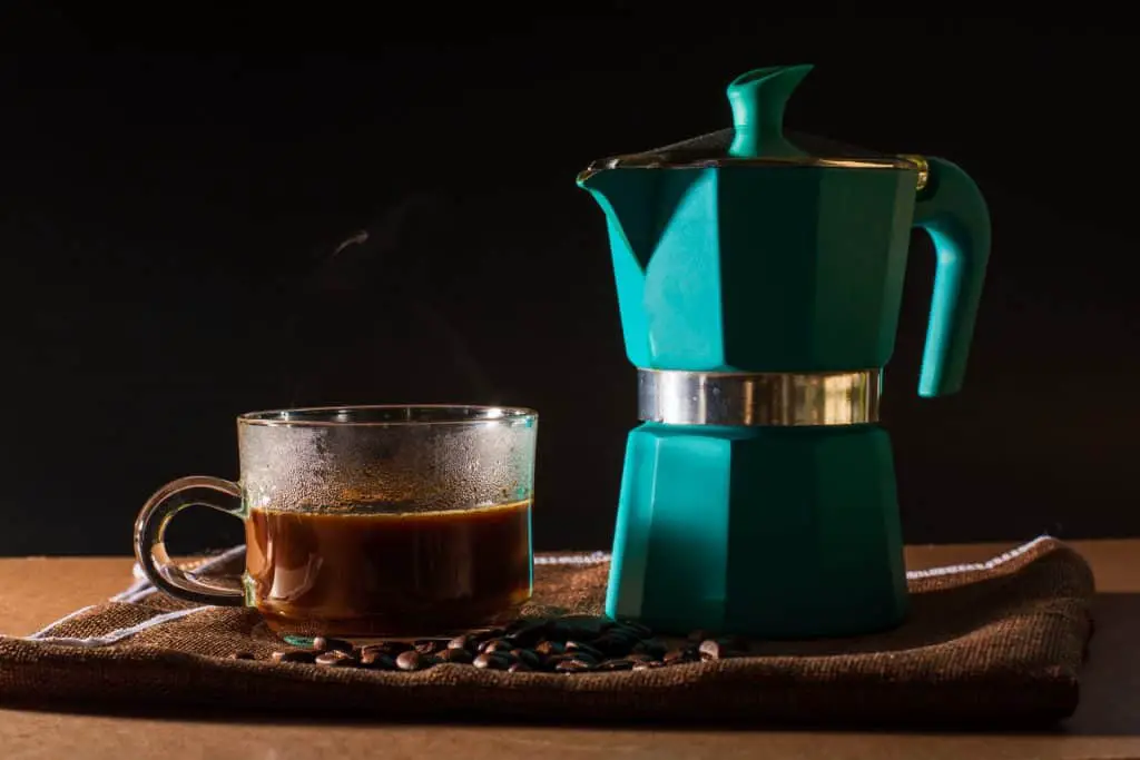 Freshly brewed coffee in a Moka Pot - Better than Aeropress